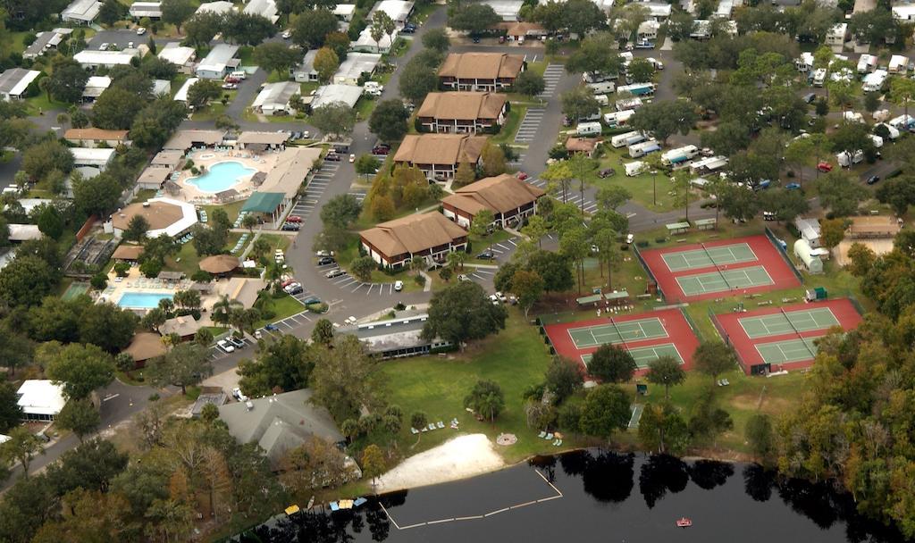 Cypress Cove Nudist Resort 凤凰木 外观 照片