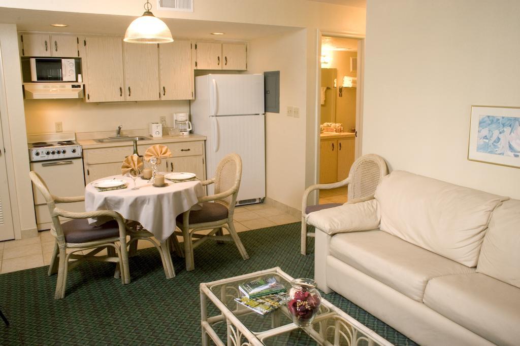 Cypress Cove Nudist Resort 凤凰木 客房 照片