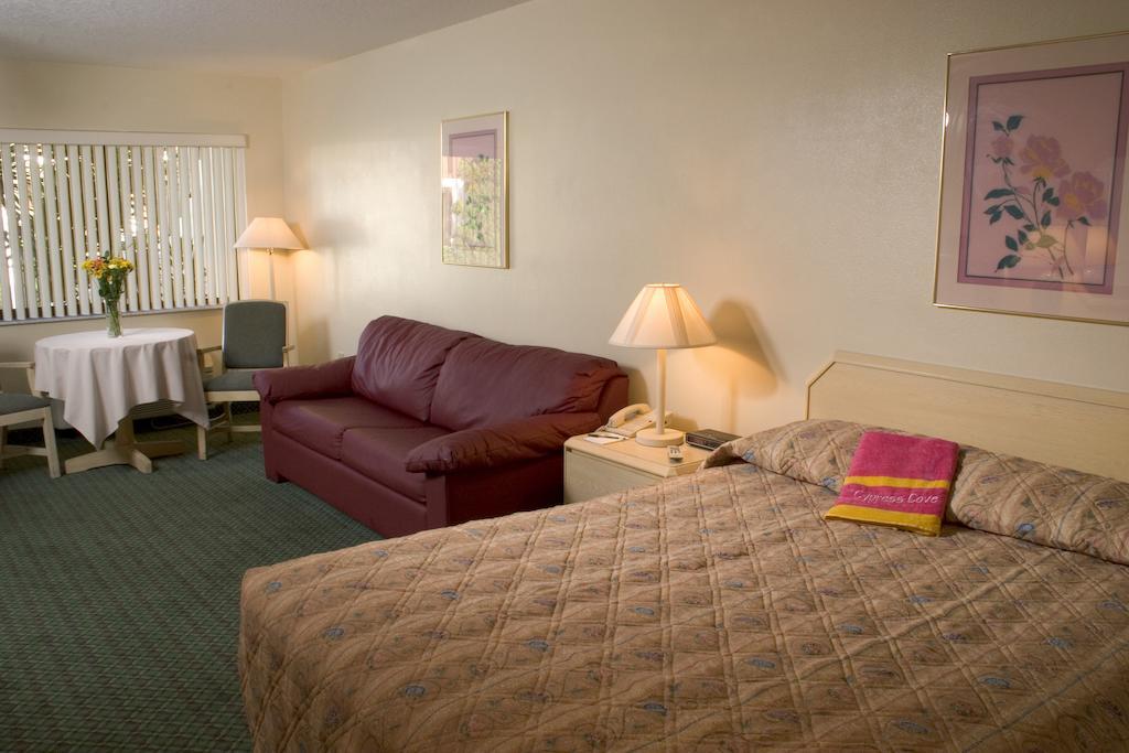 Cypress Cove Nudist Resort 凤凰木 客房 照片